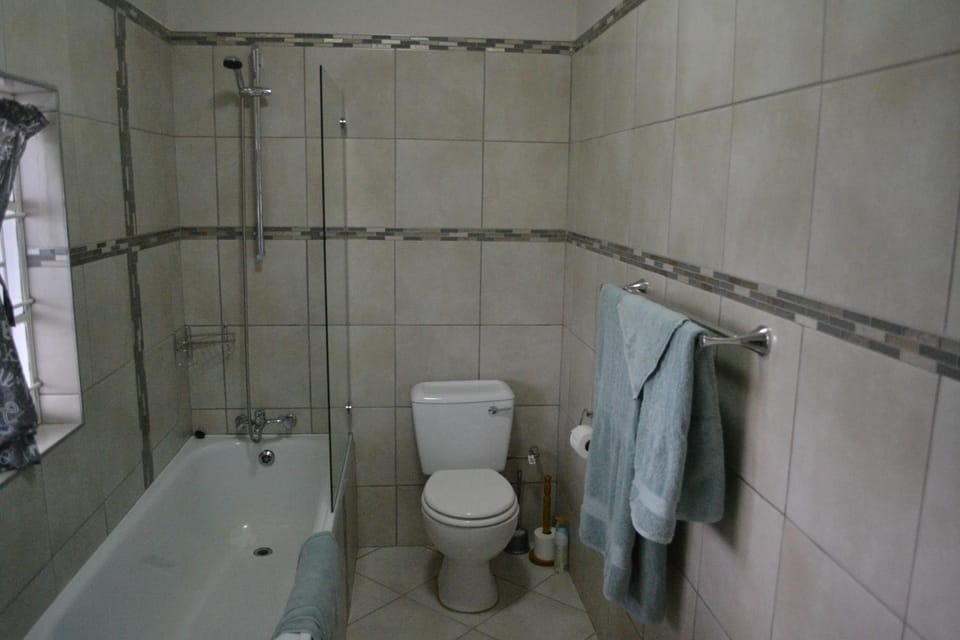 Bathroom, Bath