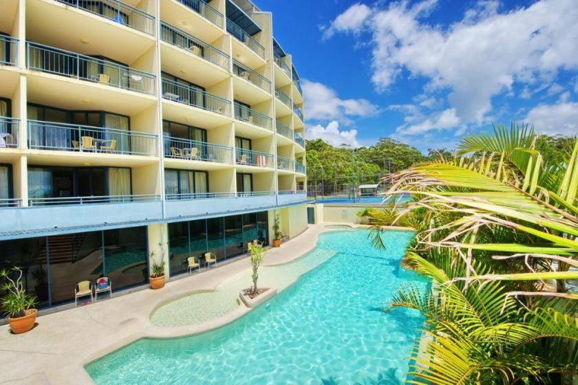 Property building, Swimming pool