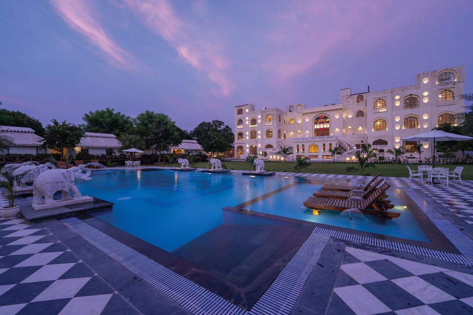Swimming pool