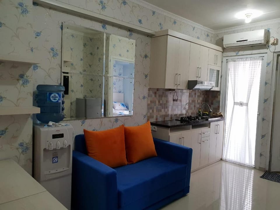 Apartemen Harian Green Pramuka City Jakarta Pusat 2 Bedroom By Vika Apartment in Jakarta