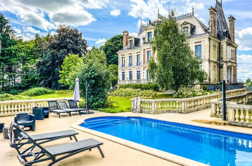 Garden, Garden view, Swimming pool, sunbed