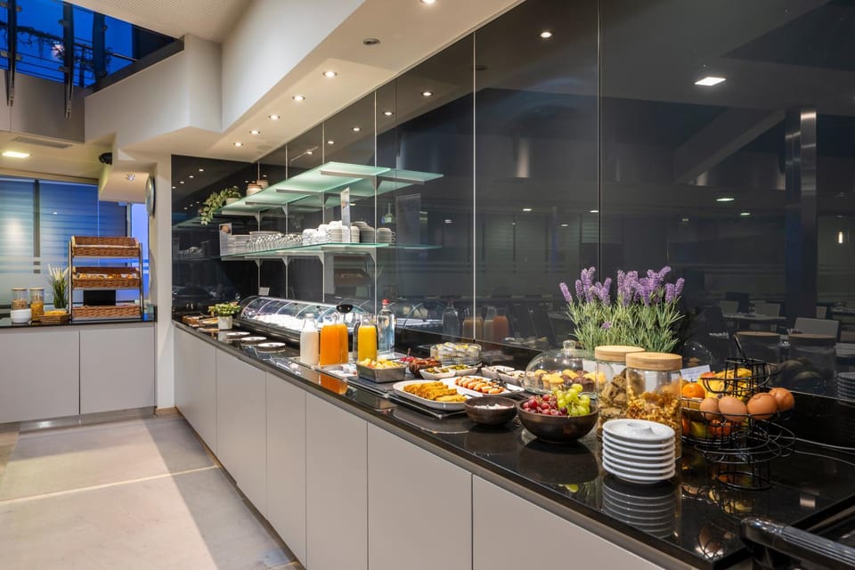 Coffee/tea facilities, Food, Breakfast, Buffet breakfast