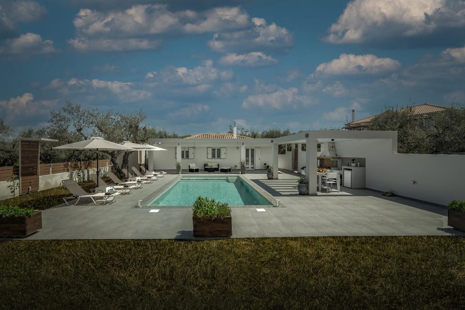 Property building, Pool view, Swimming pool, sunbed