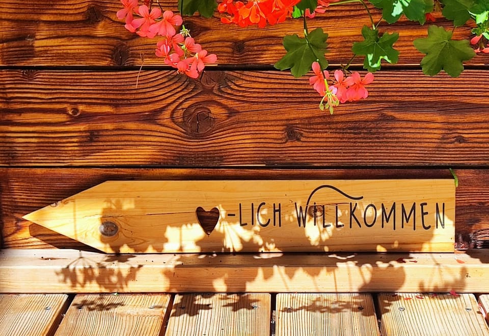Villa Bischofsberg - Lärchen-Wellness Apartment Bed and Breakfast in Upper Austria