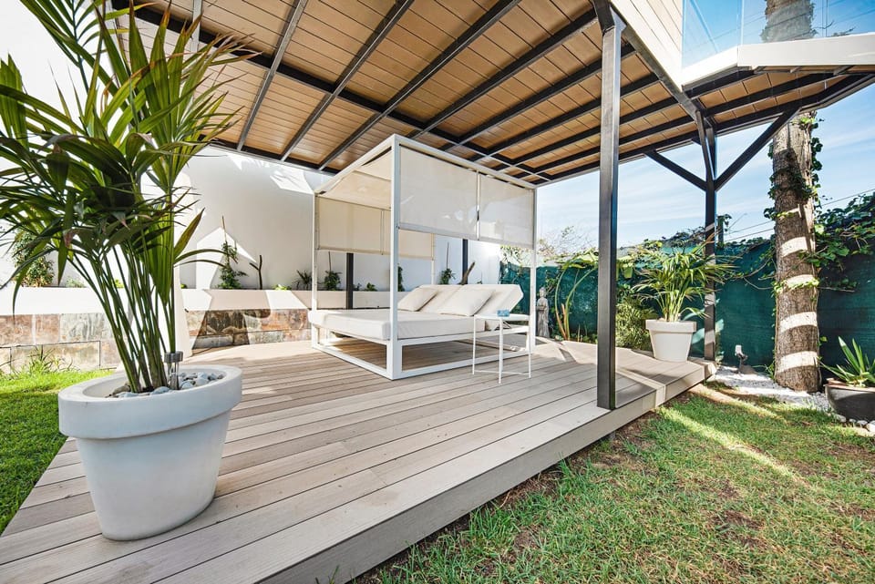 Property building, Living room
