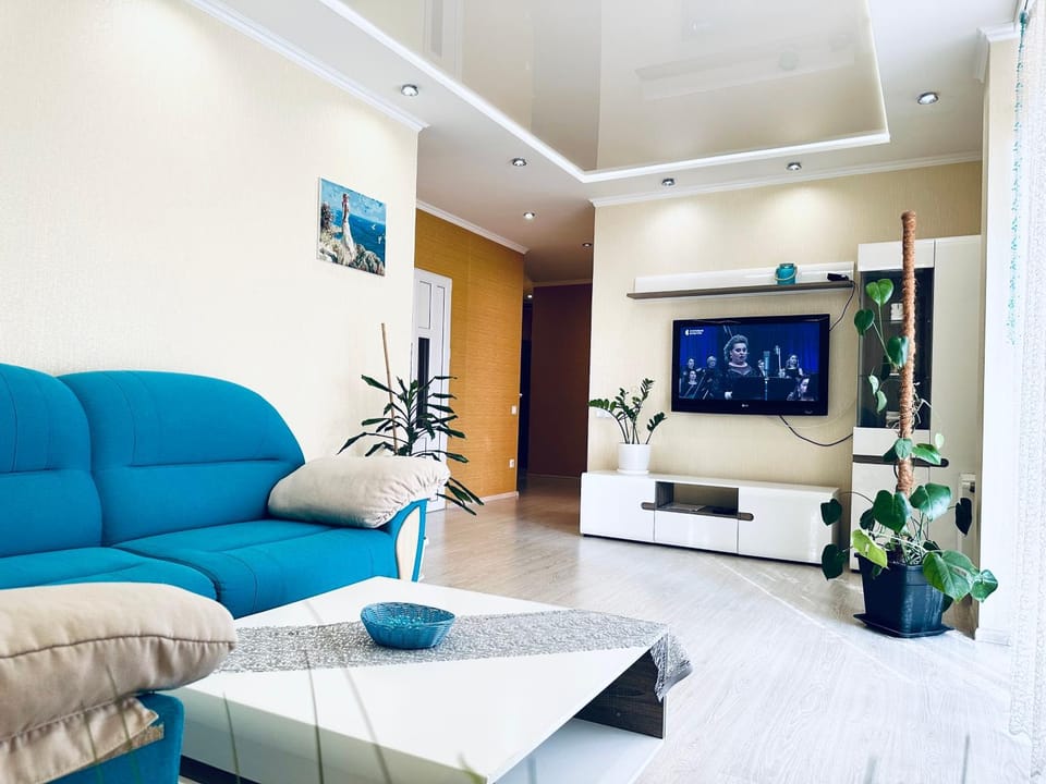 Communal lounge/ TV room, TV and multimedia, Living room