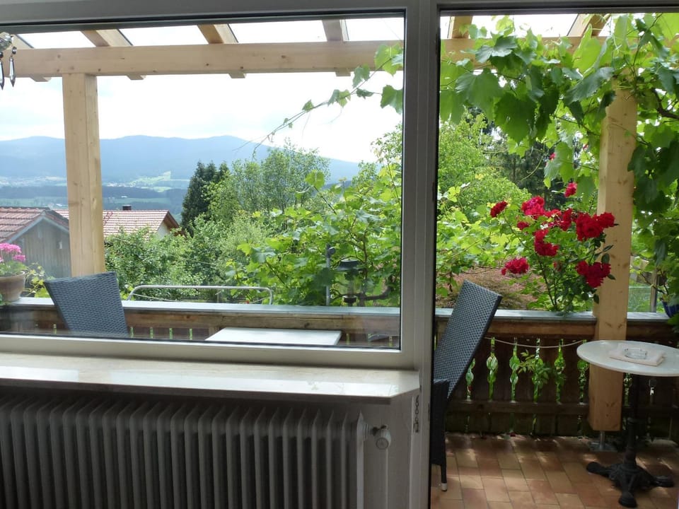 Balcony/Terrace, Garden view