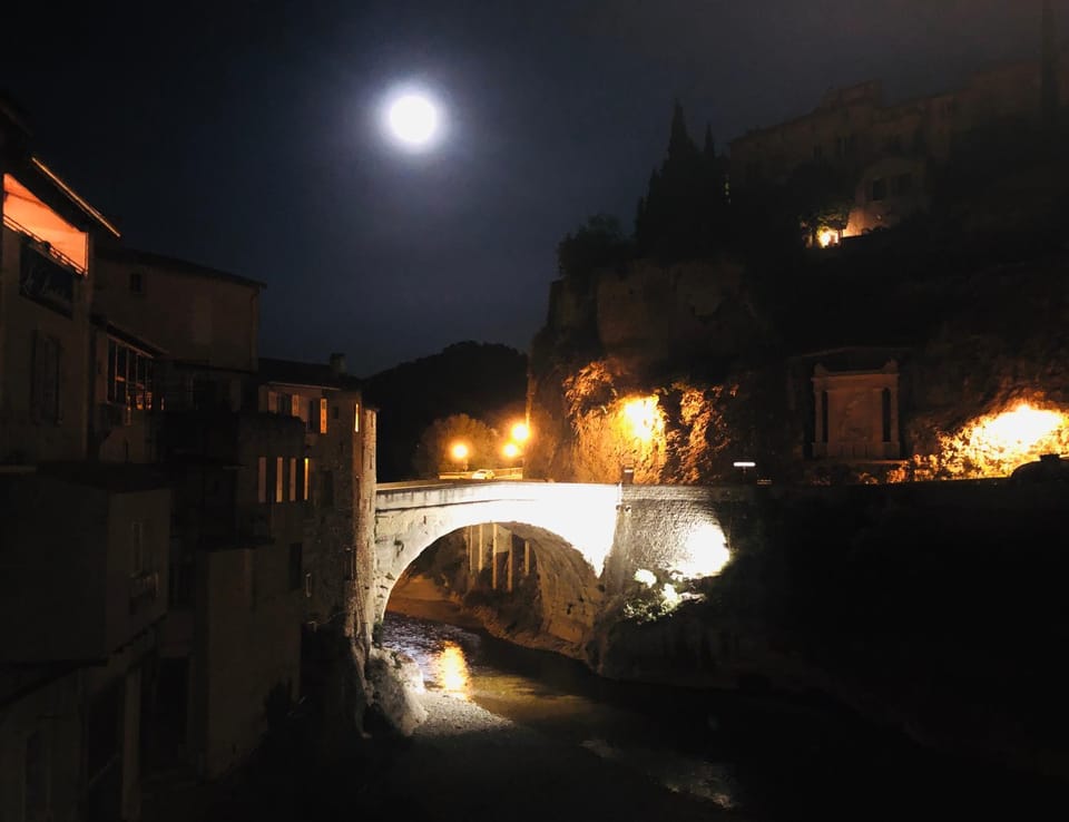 Night, Neighbourhood, River view