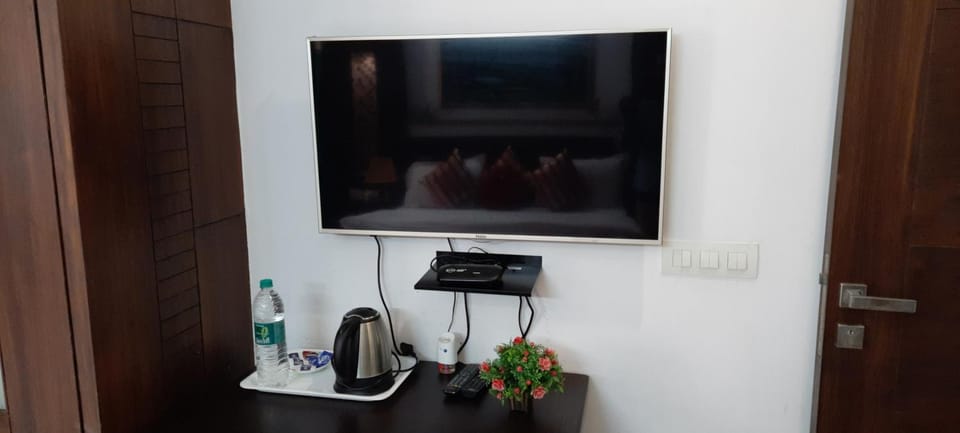 Communal lounge/ TV room, TV and multimedia