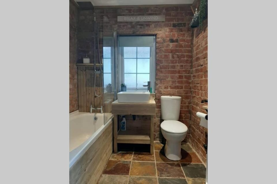 Unique 2 Bedroom Apartment in the Ideal Location Apartment in Blackpool