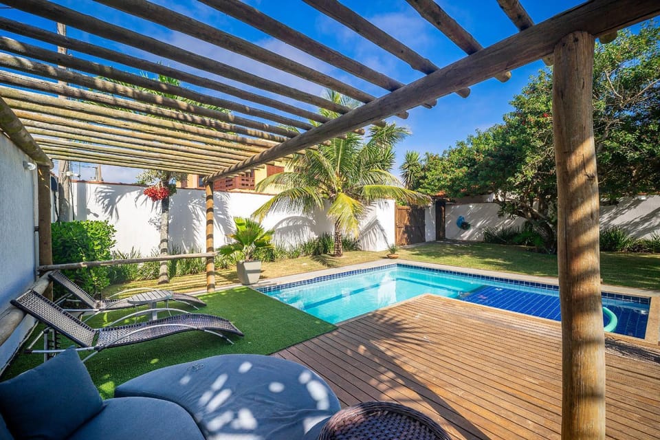 Bz04 30 steps from the beach! Beautiful house with a pool! House in Armacao dos Buzios