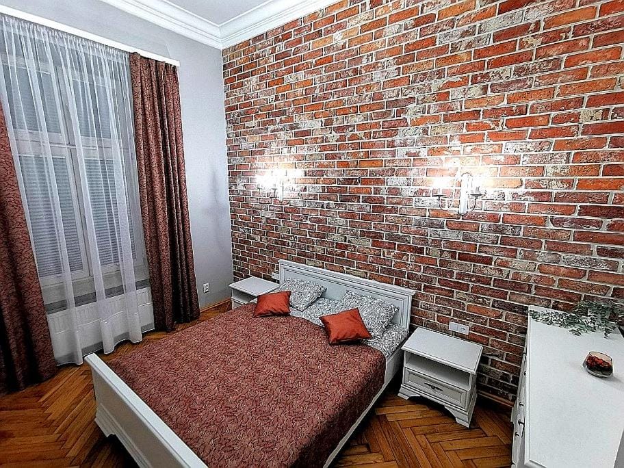 Apartament z Antresolą Kraków Kazimierz Bożego Ciała Apartment in Krakow