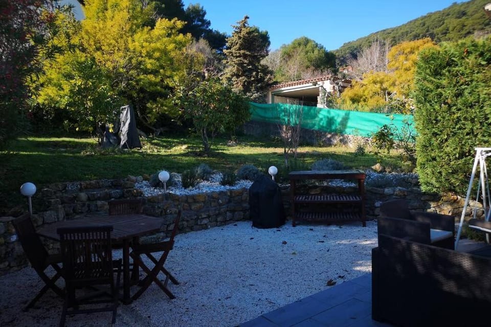 Jolie petite Maison de Charme dans quartier boisé House in Mougins