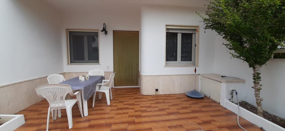Patio, Day