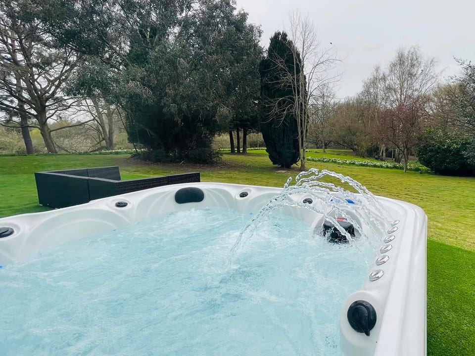 Hot Tub