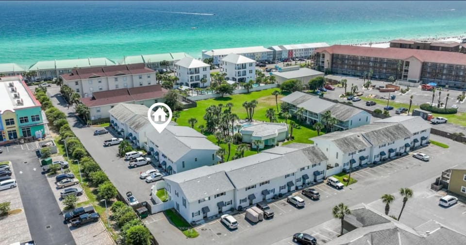 Summerhouse Townhomes #6- Blue Pearl House in Miramar Beach
