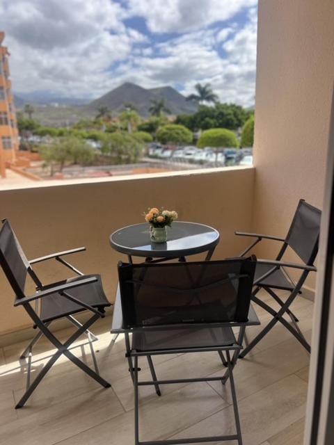 Property building, Balcony/Terrace