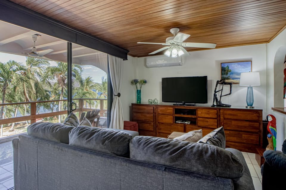 Flamingo Marina Resort 413 Apartment in Playa Flamingo
