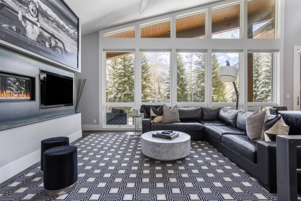 Aprés Chalet House in Vail