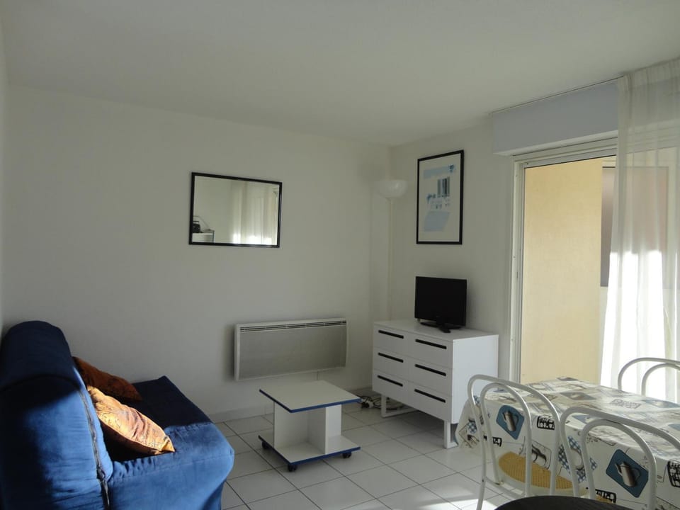 Confort de 28m² avec Terrasse et Parking, Sète - FR-1-472A-186 Apartment in Occitanie