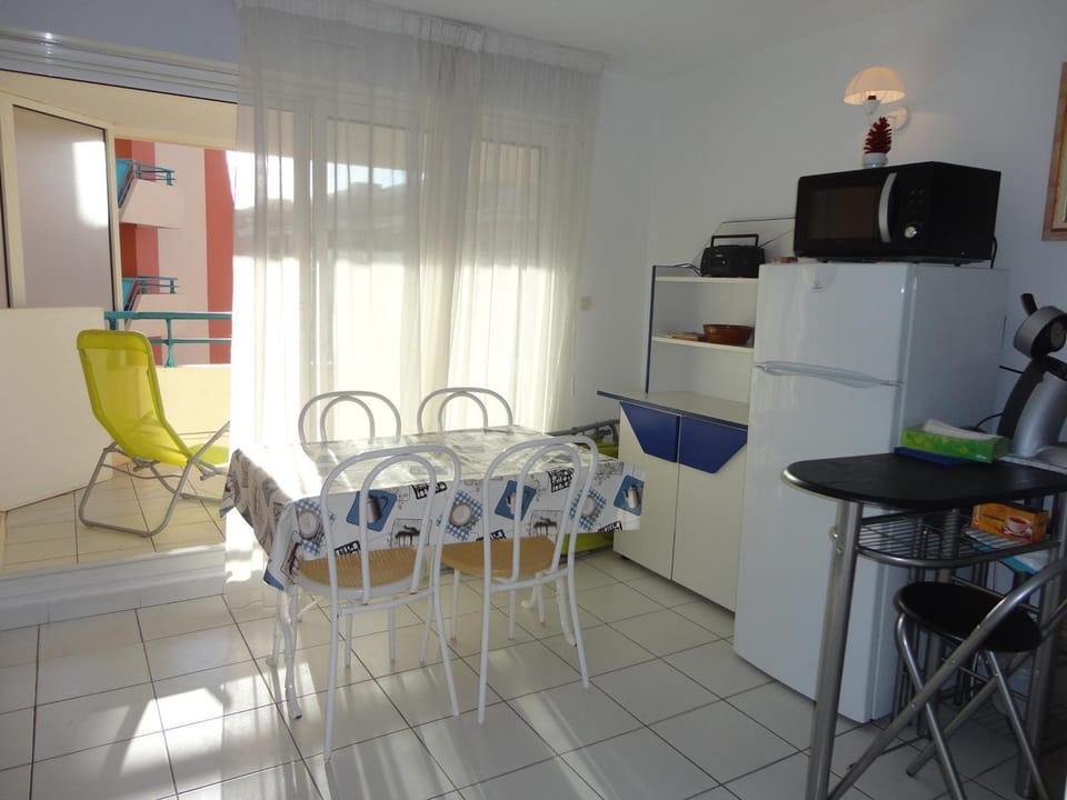 Confort de 28m² avec Terrasse et Parking, Sète - FR-1-472A-186 Apartment in Occitanie