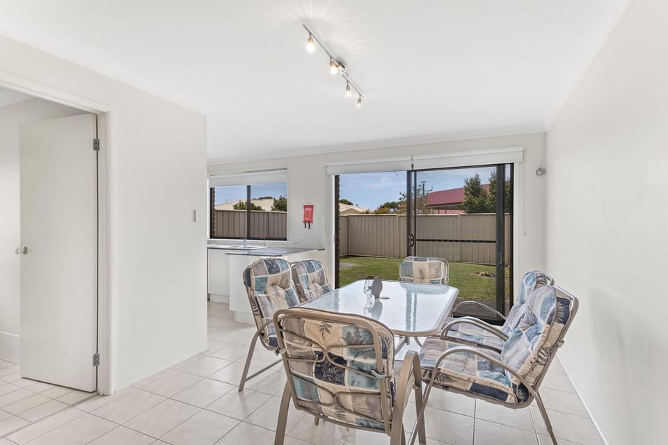 Fingal Sands 10A Fingal Bay House in Fingal Bay