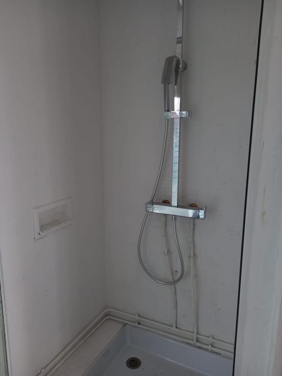 PAVILLON & Jardinet A 5 MN PARIS , 30 MN STADE de FRANCE au pied du RER B Apartment in Île-de-France