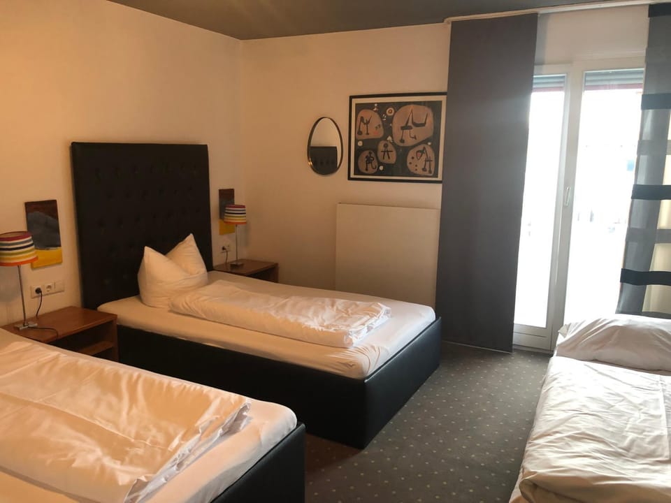 Photo of the whole room, Decorative detail, Bedroom