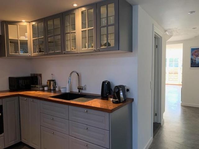 Coffee/tea facilities, Kitchen or kitchenette, minibar, pet friendly, stove