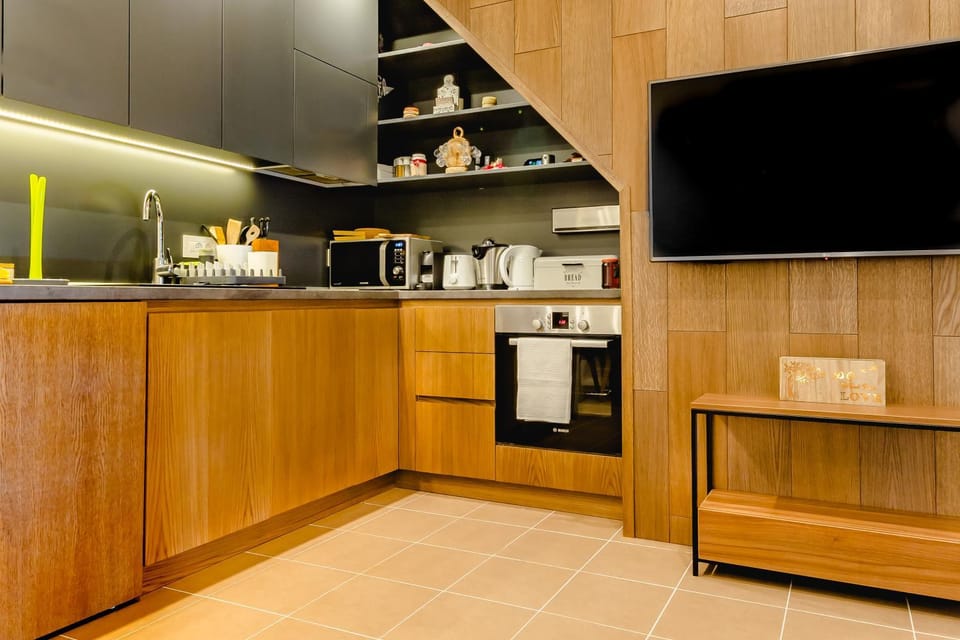 Kitchen or kitchenette, Communal kitchen