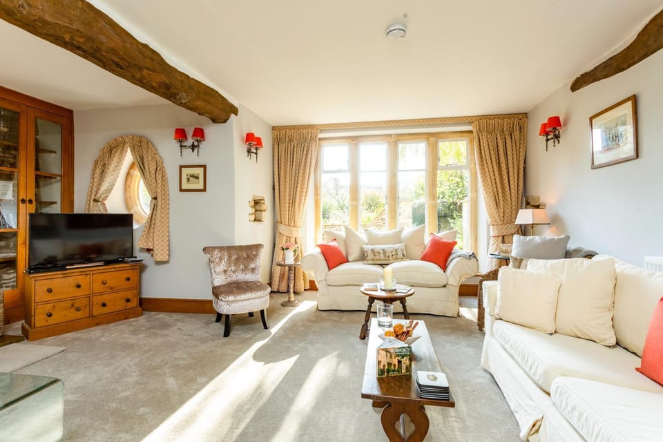 Living room, Lounge or bar