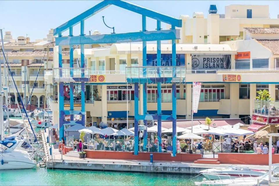 Puerto Marina 2 bedrooms apartment with panoramic sew view Apartment in Benalmadena