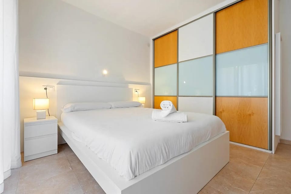 Central Beach, a un minuto del mar, WI-FI Apartment in Calafell