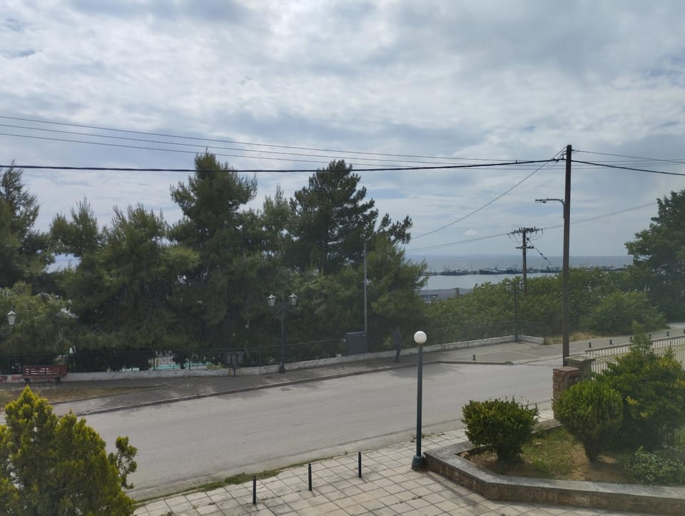 Seaview to Olympus, sunny, cosy apartment Apartment in Decentralized Administration of Macedonia and Thrace