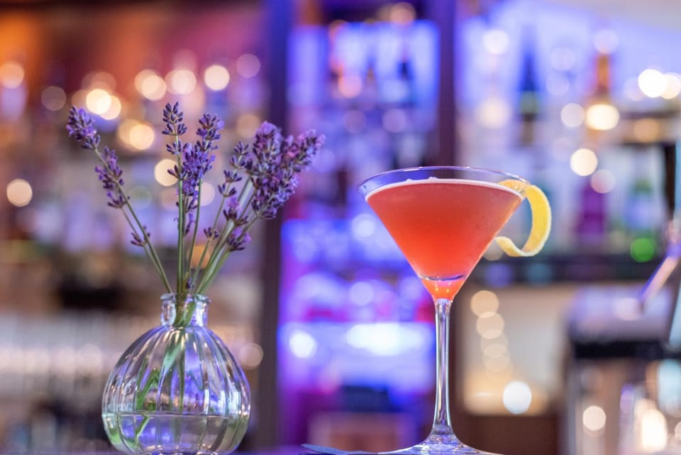 Lounge or bar