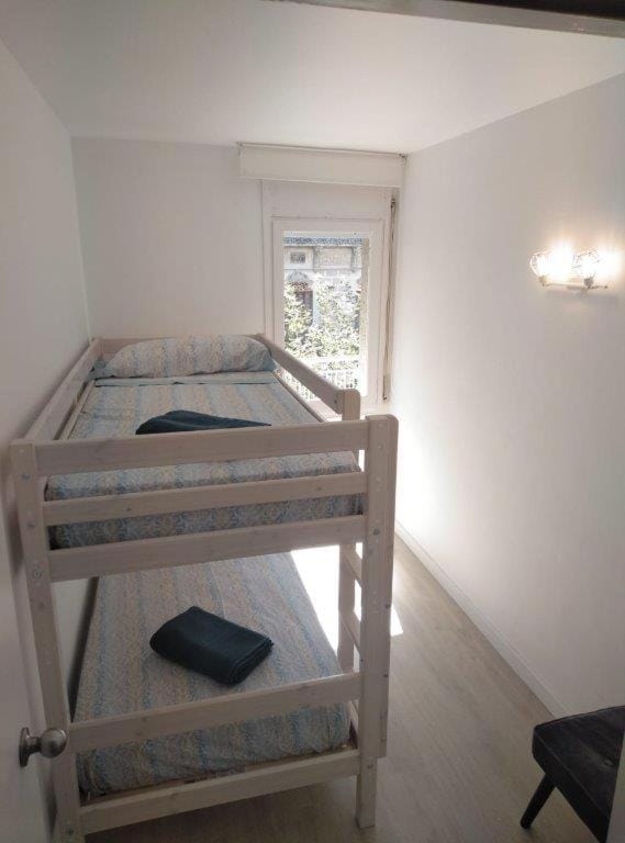 bunk bed