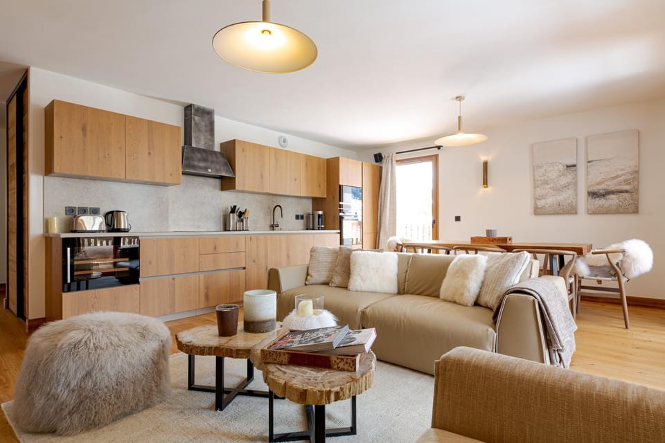Kitchen or kitchenette, Living room, Dining area