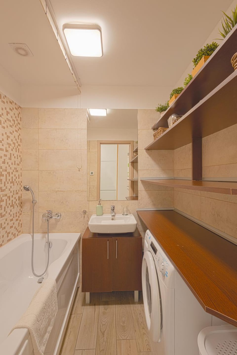 LIDO Apartmanok By BLTN Balatonlelle Apartment in Hungary