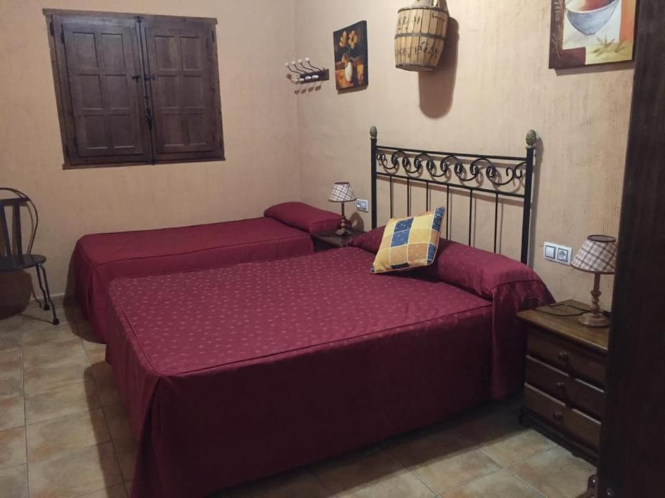 Bedroom, Mountain view, Mountain view, River view
