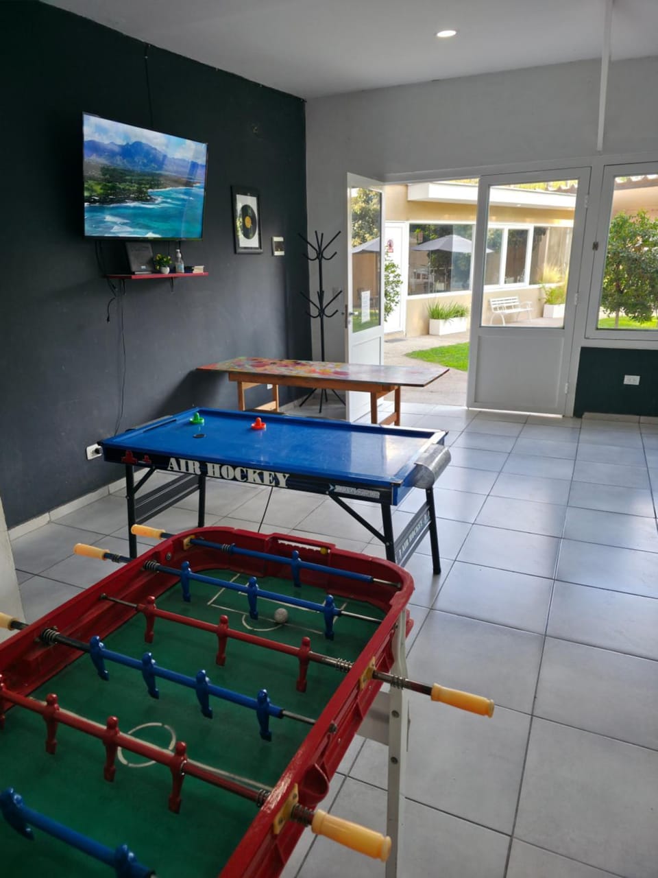 Communal lounge/ TV room, Game Room, TV and multimedia, Living room, Lounge or bar