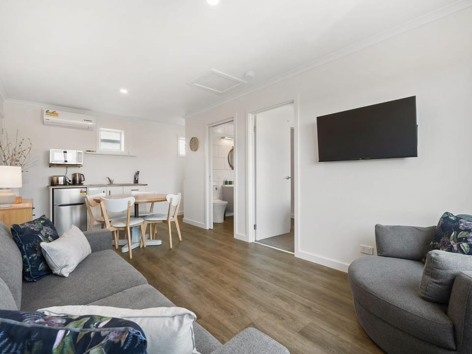 Seaside Escape Apartment in Mornington