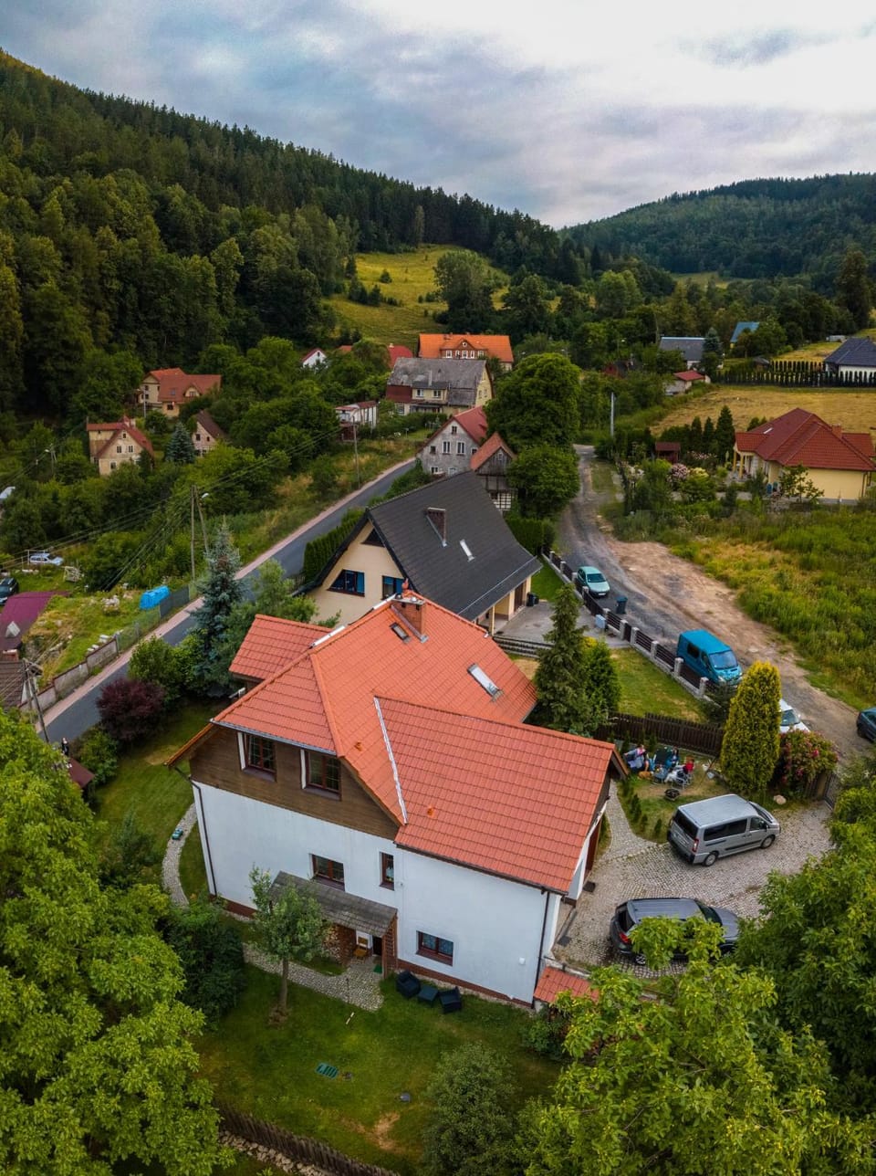 Property building, Neighbourhood, Bird's eye view, Summer, View (from property/room), Mountain view