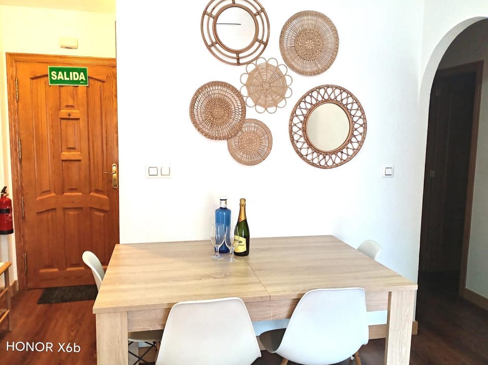 Living room, Lounge or bar