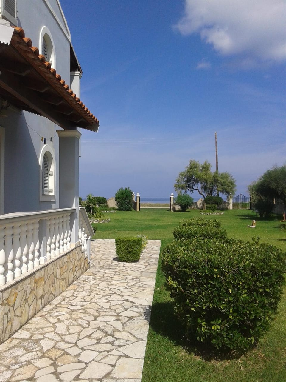 Villa Angela, seafront apartments, Almiros beach Apartment in Corfu, Greece