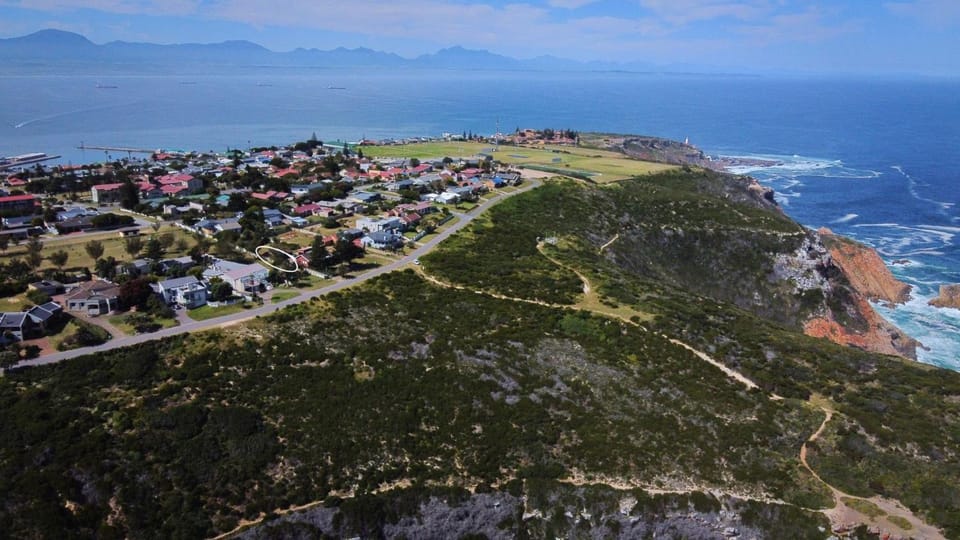 Hiking, Sea view, Sports, Location