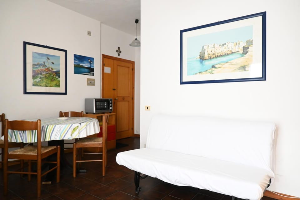 M283 - Marcelli, bilocale a 200mt dal mare Apartment in Marche