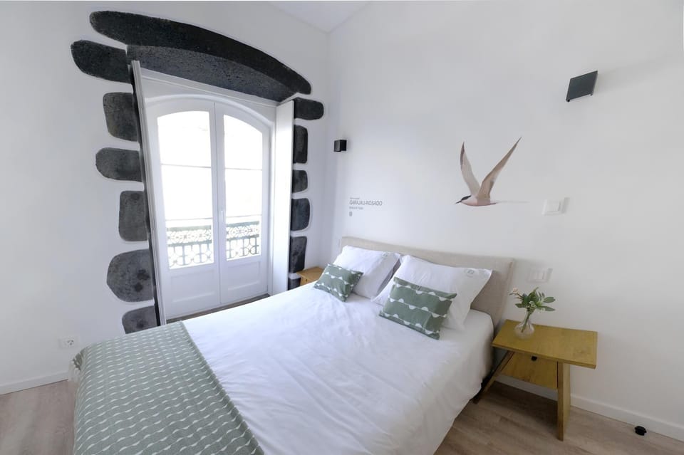 Bed, TV and multimedia, Bedroom, air conditioner