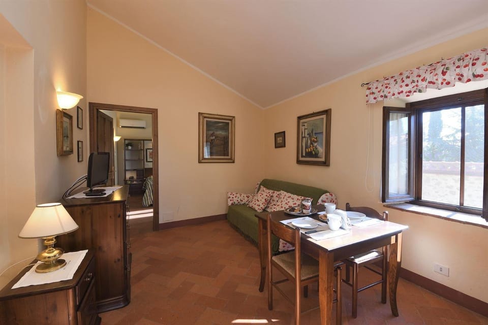 Sesamo Apartment in Tuscany