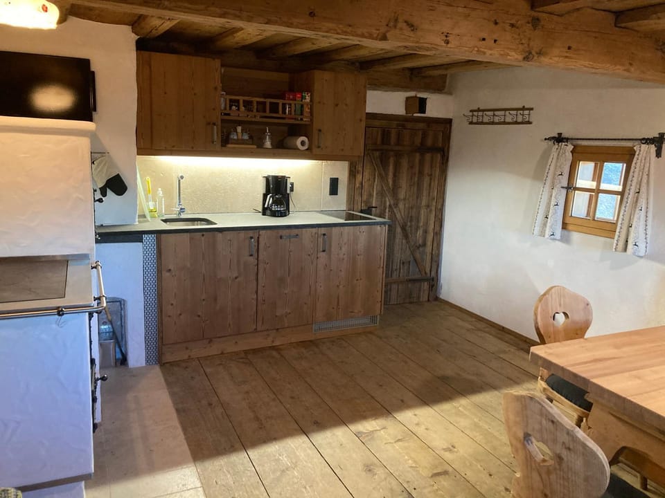Kitchen or kitchenette, Food