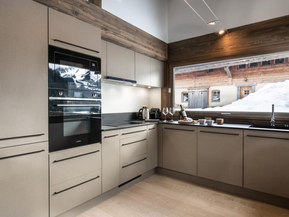 Chalet en Bois avec Spa et Sauna à Châtel, 10 Couchages - FR-1-198-213 Chalet in Châtel